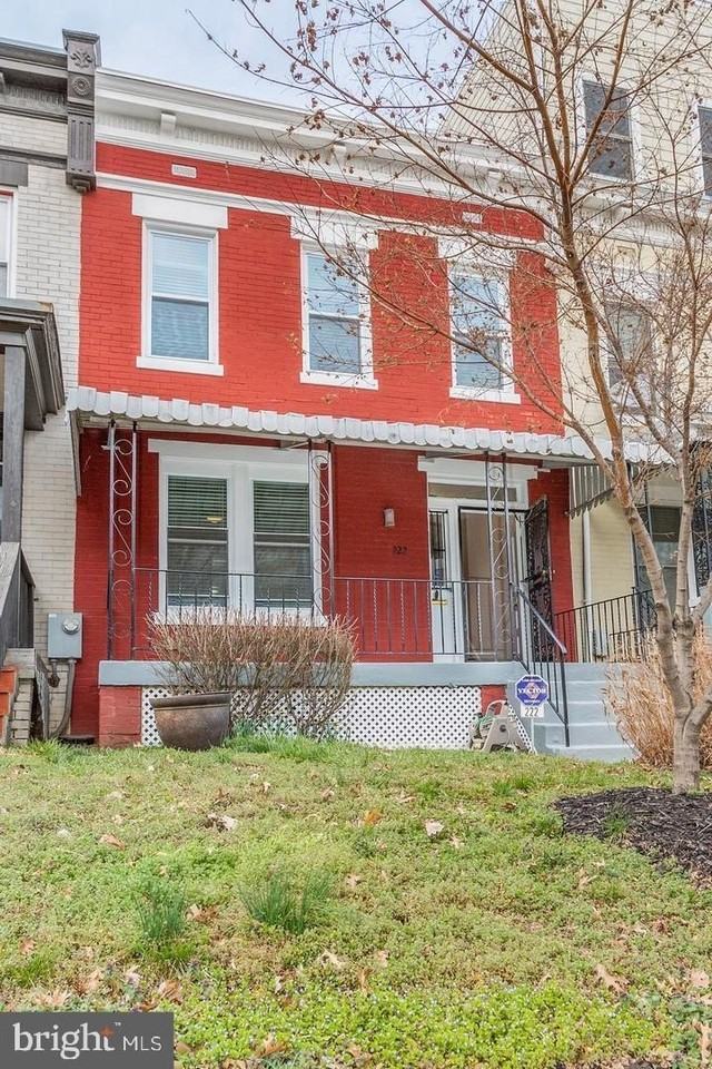 222 R St Ne - Photo 2 of 35