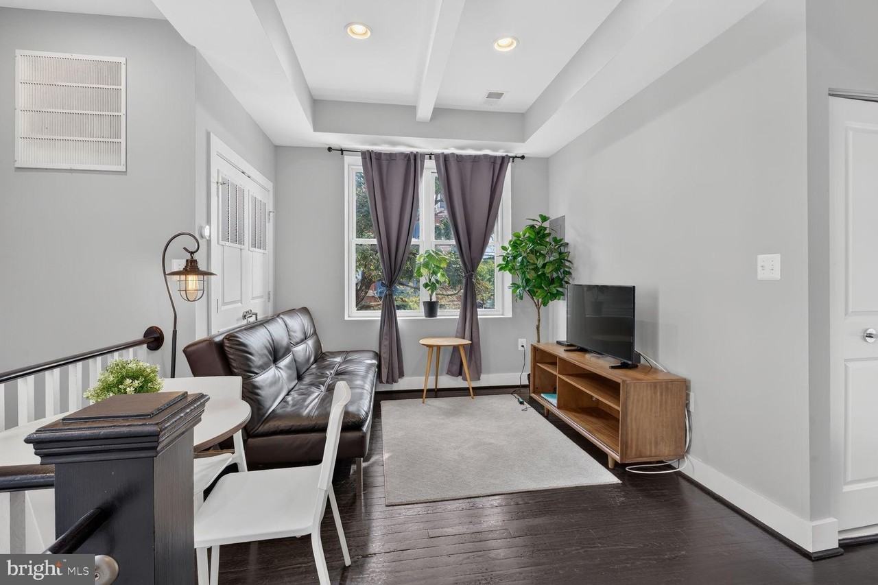 400 13th St Ne - Photo 2 of 25