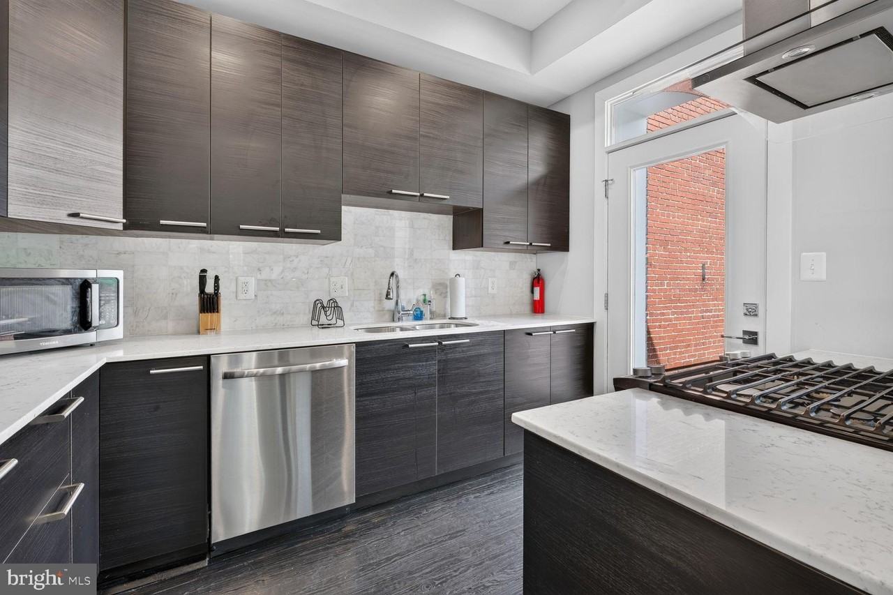 400 13th St Ne - Photo 4 of 25