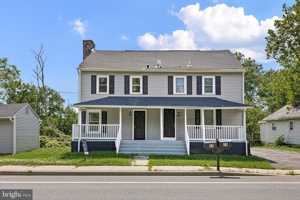 featured image of 30 E Main St