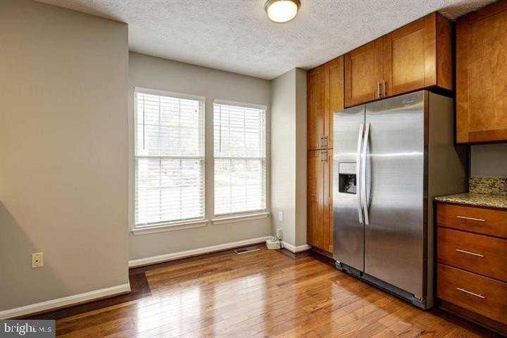 6112 Starburn Path - Photo 7 of 38