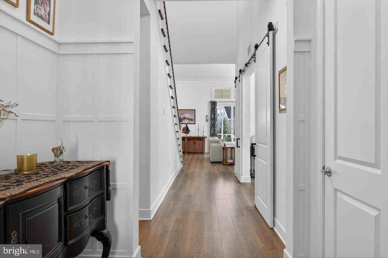 215 Kingfisher Ln - Photo 7 of 44
