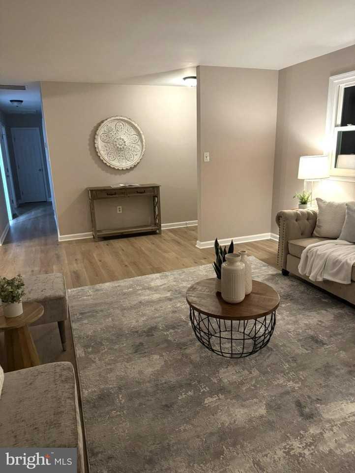 29831 Lee Rd - Photo 6 of 25