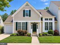 28492 Woods Dr - Photo 1 of 1