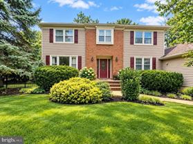 24 Poplar Ave - Photo 1 of 1