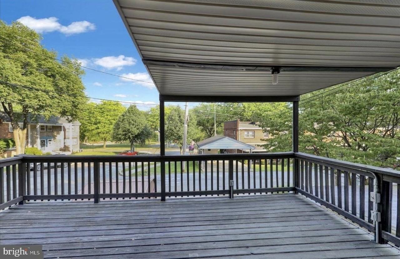 203 Sycamore Rd - Photo 3 of 4