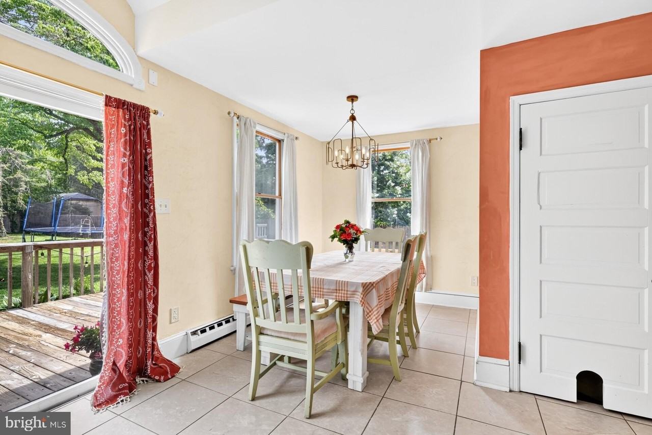 814 N Pennsylvania Ave - Photo 4 of 41