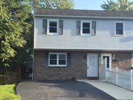 featured image of 1008 Cloverton Dr #1