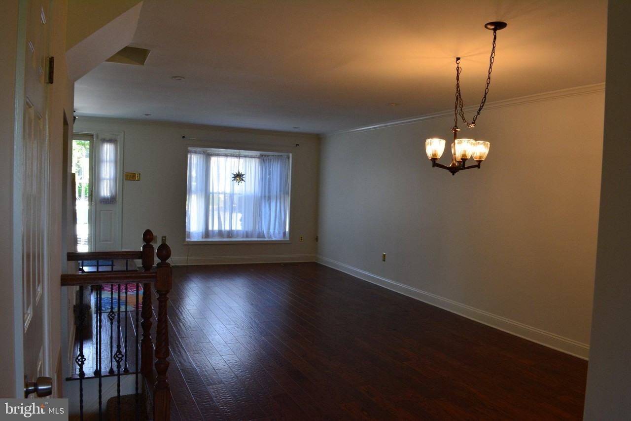 1155 Bramblewood Ct - Photo 5 of 12