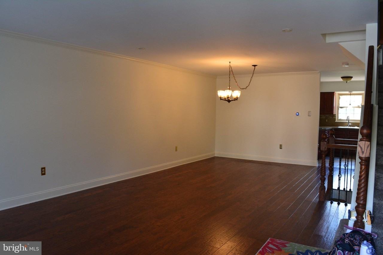 1155 Bramblewood Ct - Photo 6 of 12