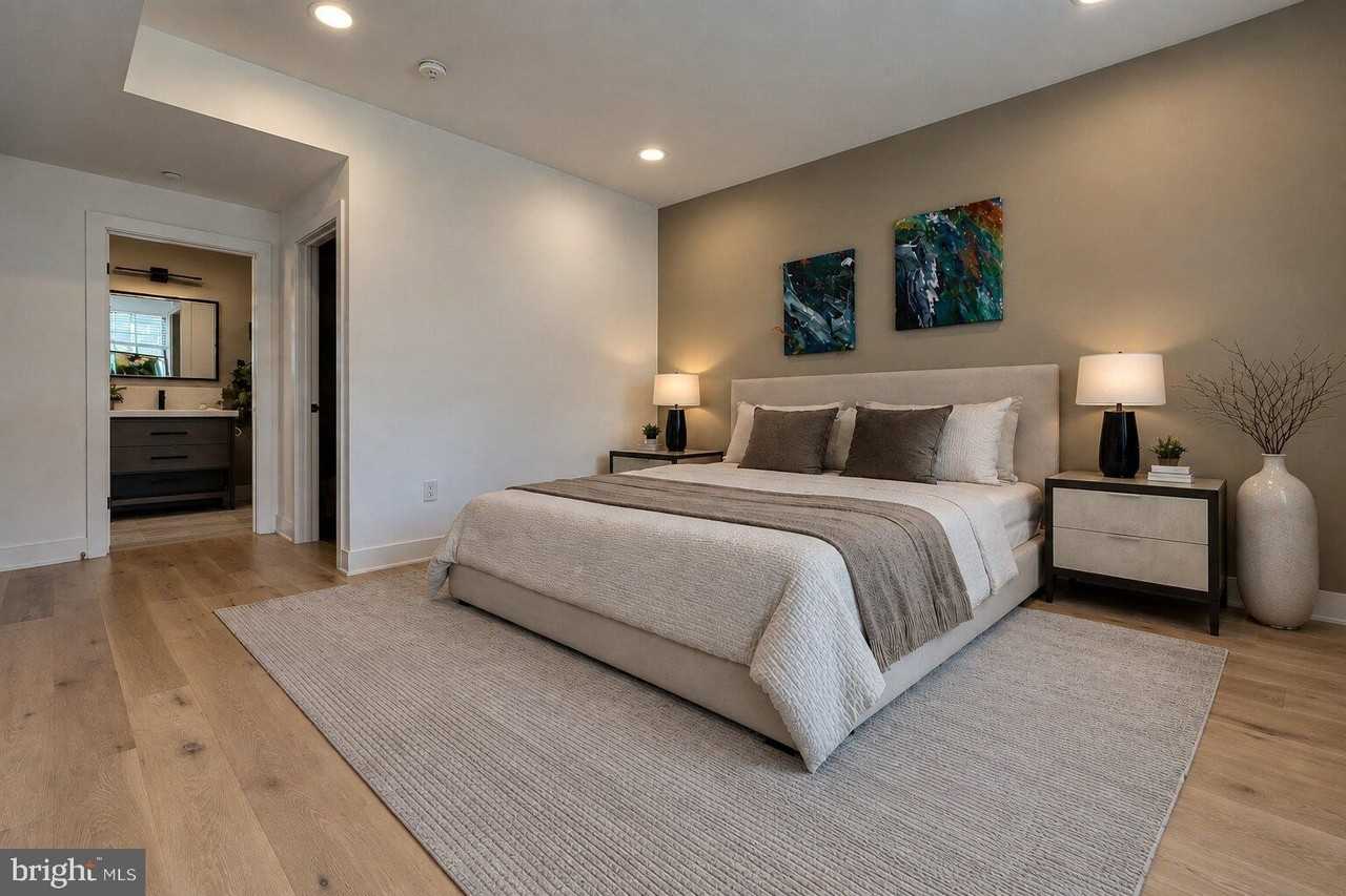 1232 N Front St #2D - Photo 6 of 20