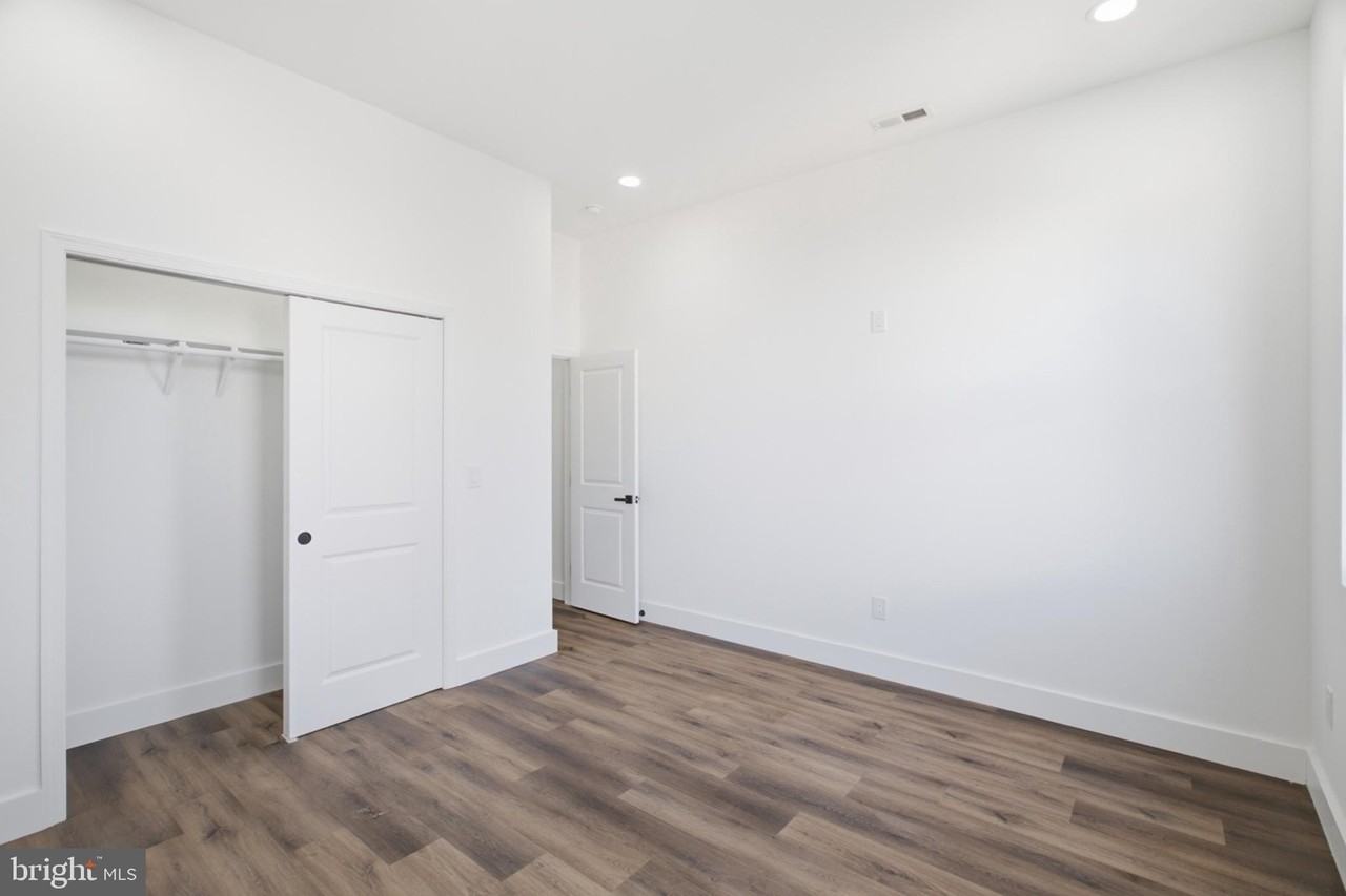 1520 S 22nd St #2 - Photo 3 of 21
