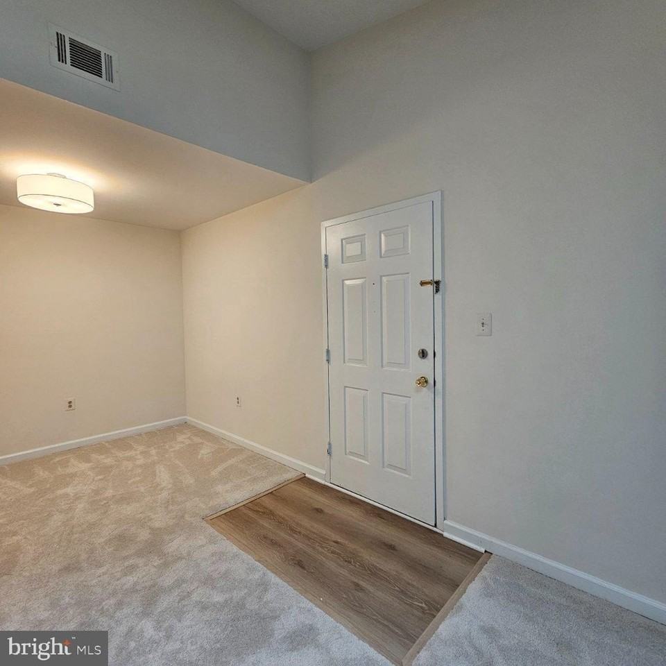 7705 Lexton Pl #E - Photo 2 of 32