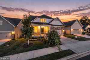 featured image of 15795 Gardenia Ridge Way