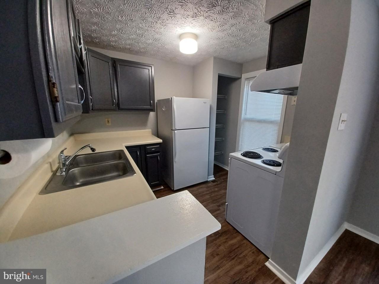 281 Old Furnace Rd - Photo 5 of 18