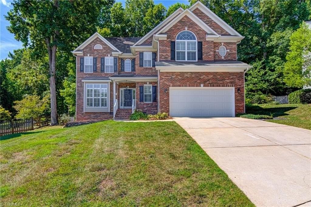 5 Crab Tree Ct - Photo 2 of 36