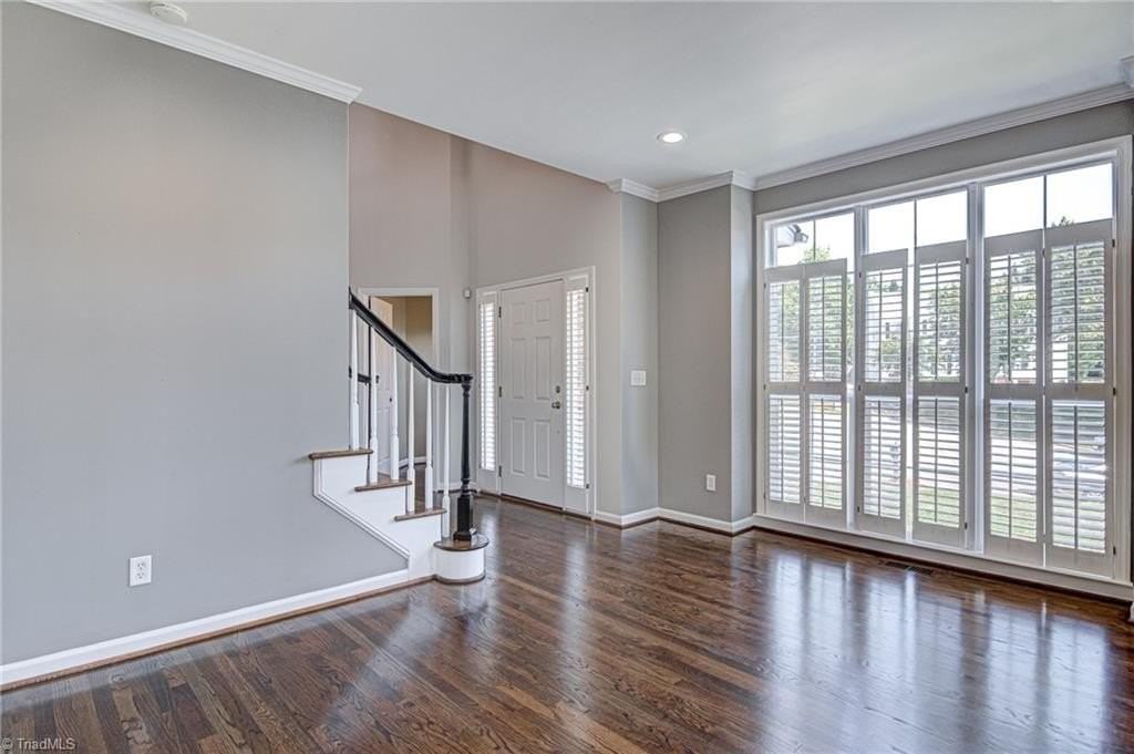 5 Crab Tree Ct - Photo 7 of 36