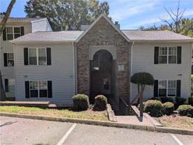 4021 Whirlaway Ct #E - Photo 1 of 1