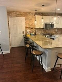 203 Indian Trail Rd - Photo 2 of 14