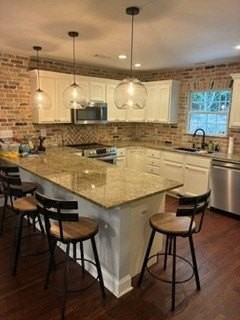 203 Indian Trail Rd - Photo 3 of 14