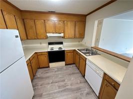featured image of 606 N Pointe Crk
