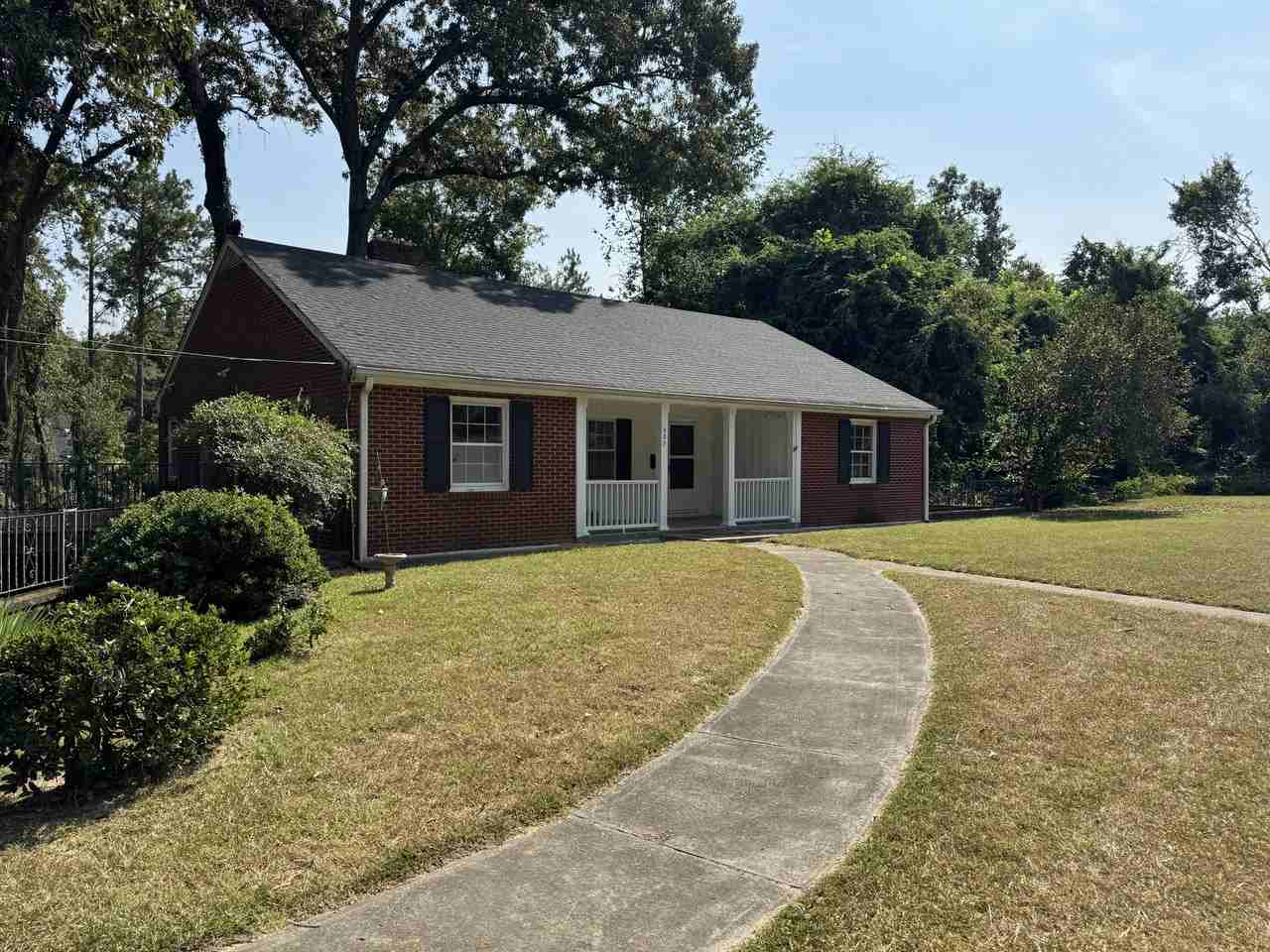 527 College Hill Rd #1