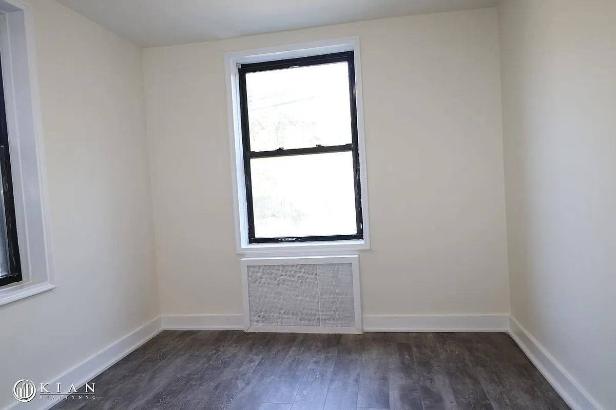41-40 Denman Street #4L - Photo 5 of 8