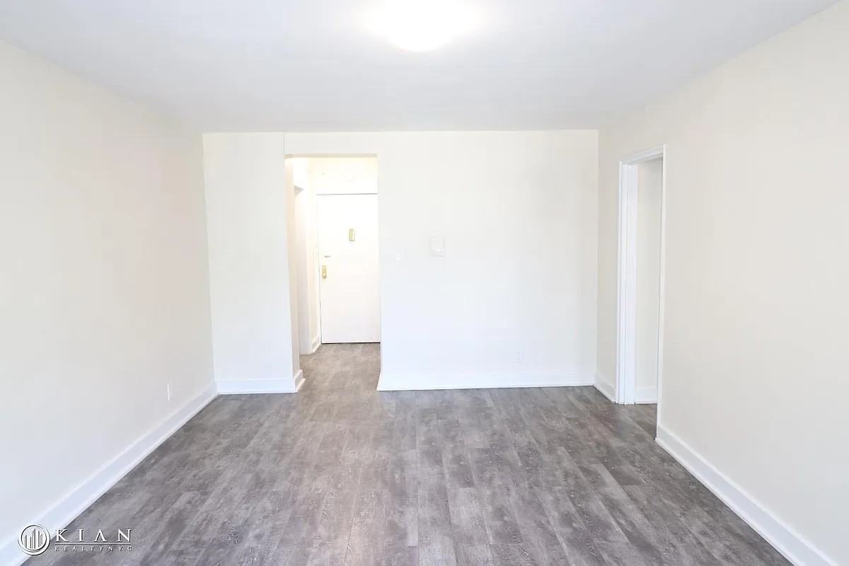 41-40 Denman Street #4L - Photo 2 of 8