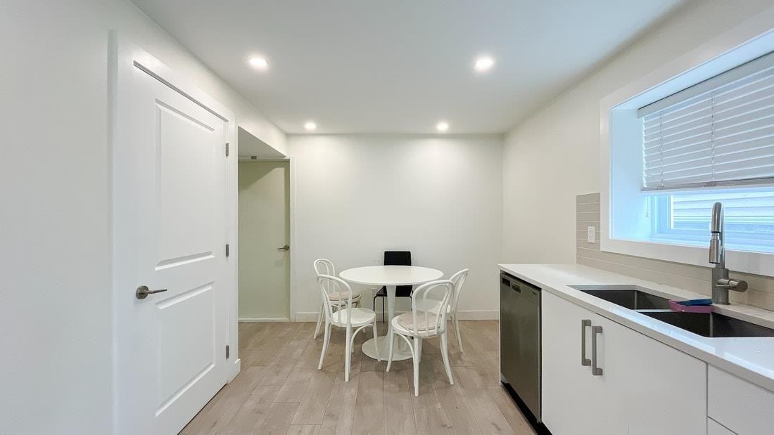 320 East 57th Avenue - Photo 4 of 11