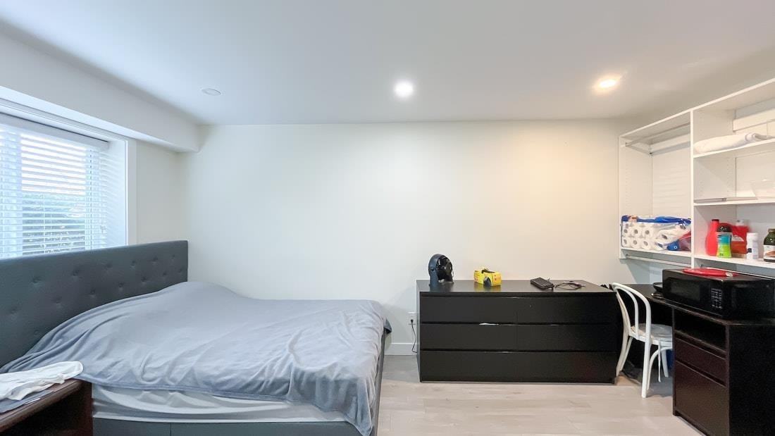 320 East 57th Avenue - Photo 6 of 11