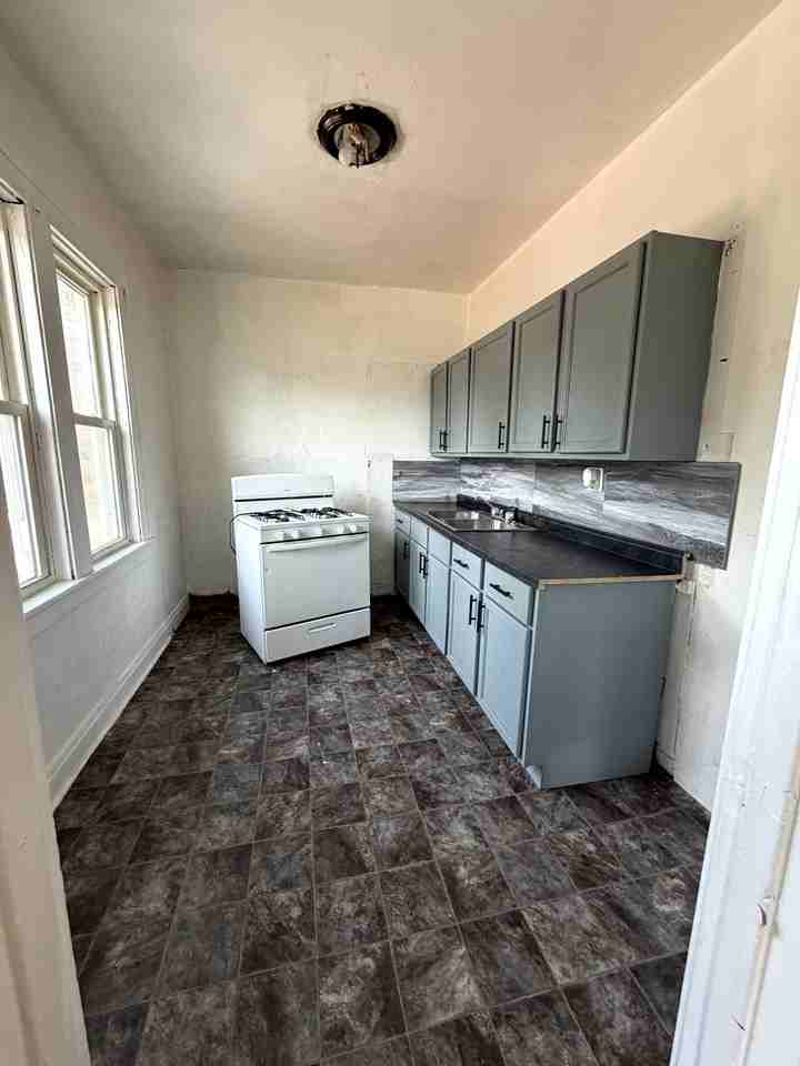 230 W Jackson Blvd #I - Photo 3 of 5