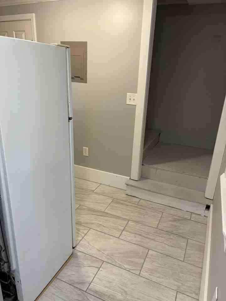 40 Maple St #4 - Photo 4 of 9