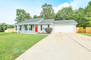 featured image of 17 Thorn Thicket Ct