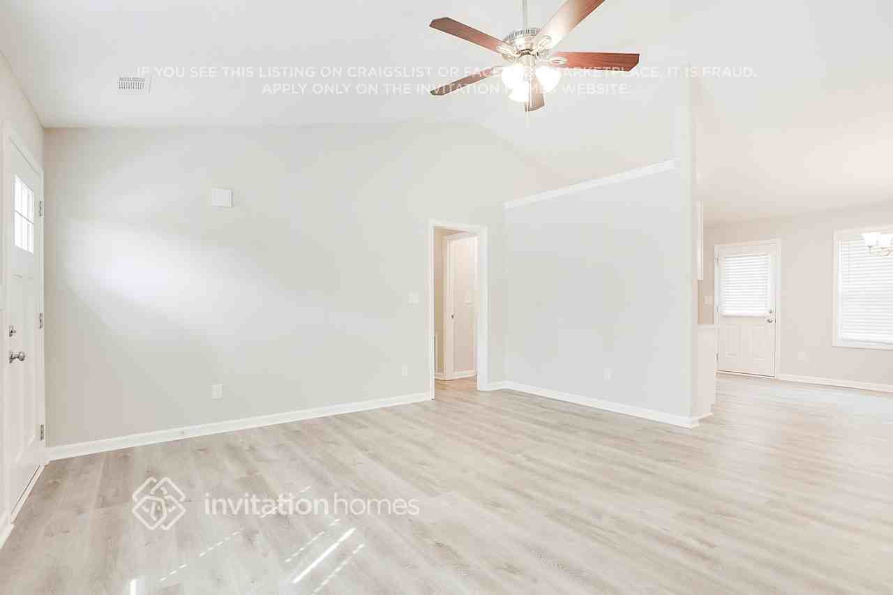17 Thorn Thicket Ct - Photo 6 of 25