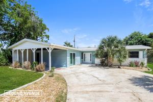 featured image of 942 Lexington Rd