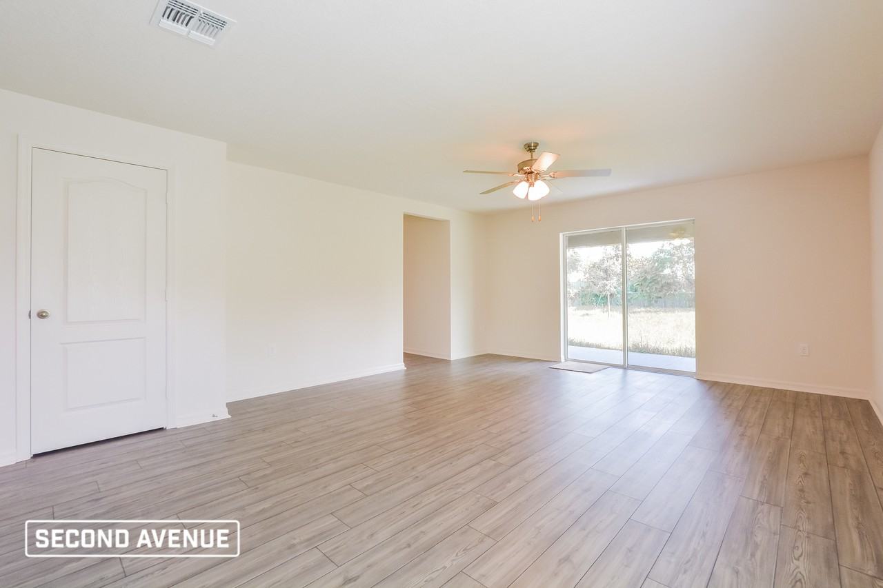 915 Clayton Dr - Photo 3 of 17