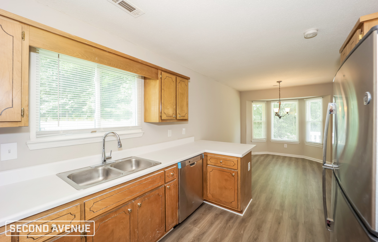 5 Cindy Ct - Photo 5 of 14
