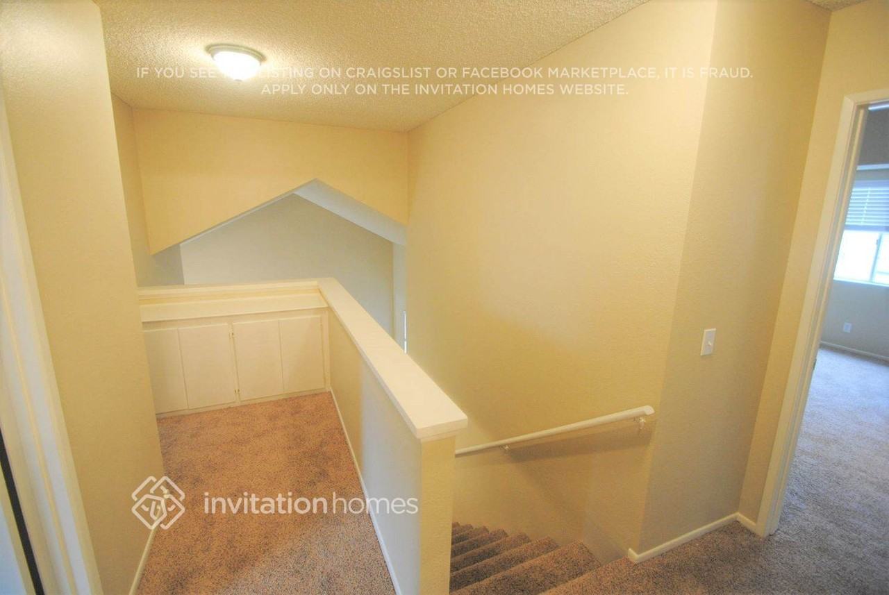11903 Albion Way - Photo 3 of 11