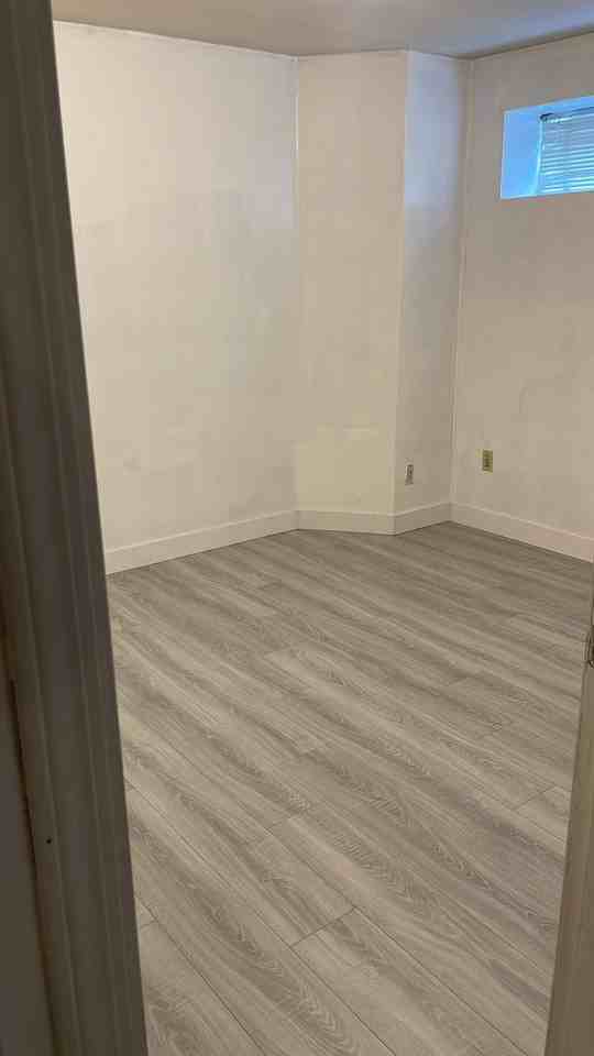 1065 E 59th Ave - Photo 5 of 5