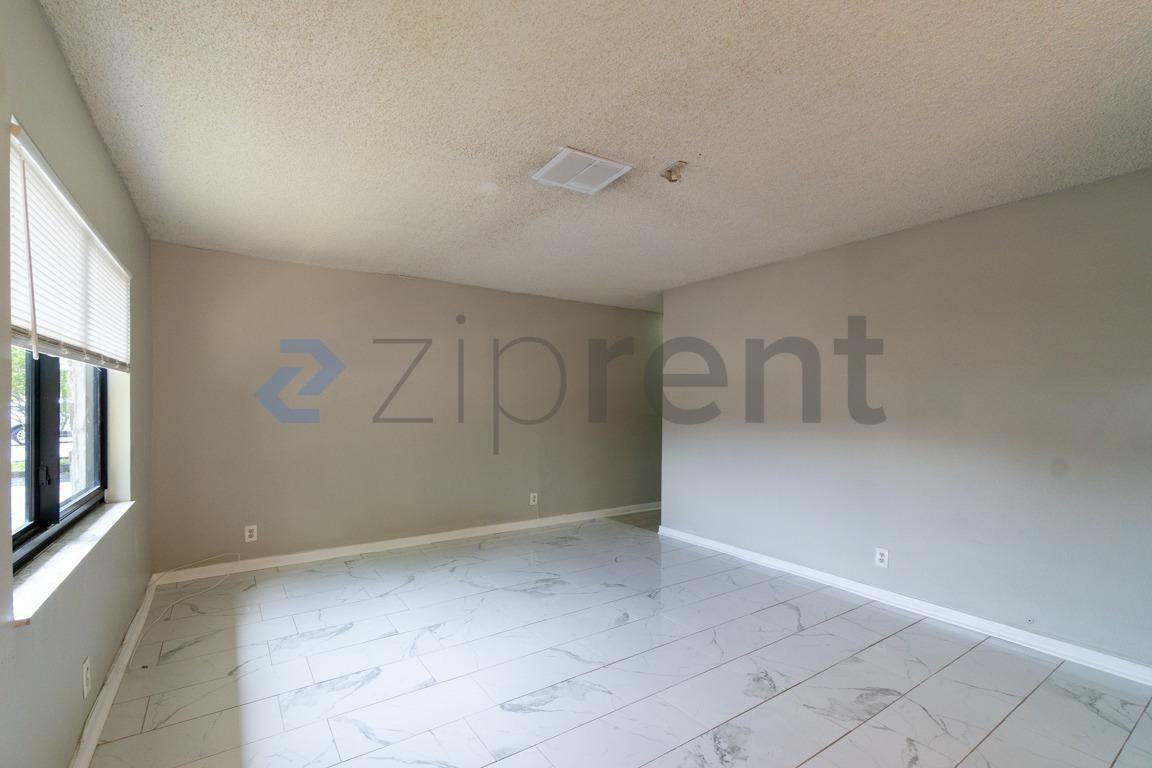 7635 Sw 10th St #A - Photo 7 of 29
