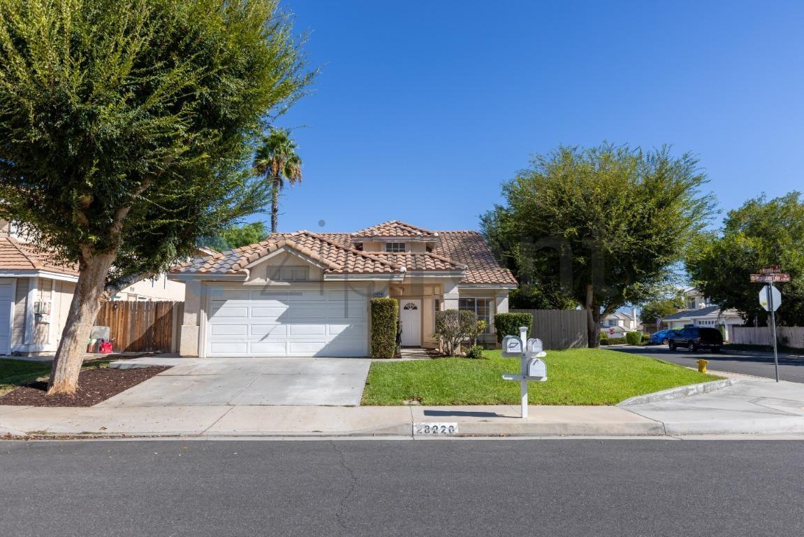 28220 Inspiration Lake Dr - Photo 2 of 32