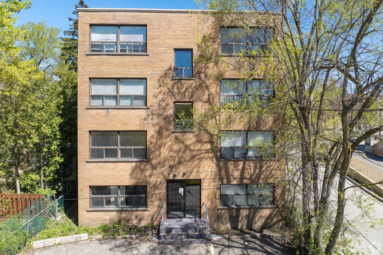 Glazebrook Avenue Apartments - Photo 2 of 14