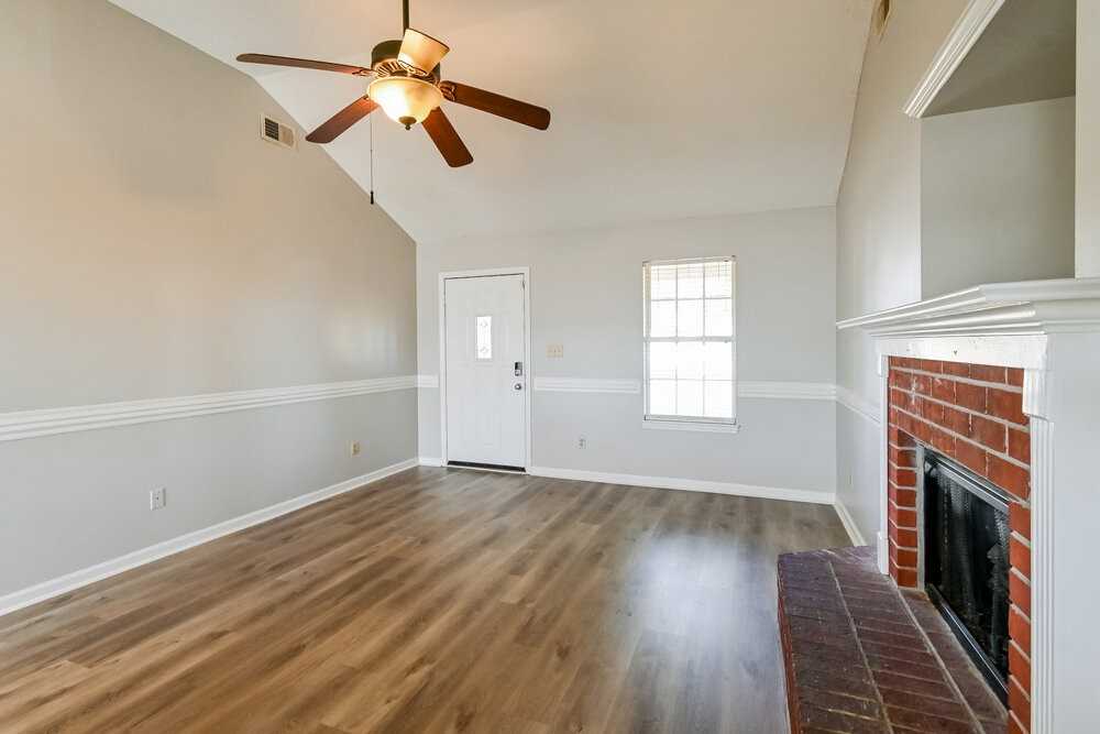 4185 Shadow Oaks Dr - Photo 4 of 16