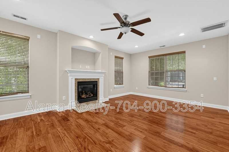 12928 Windy Lea Ln - Photo 5 of 23