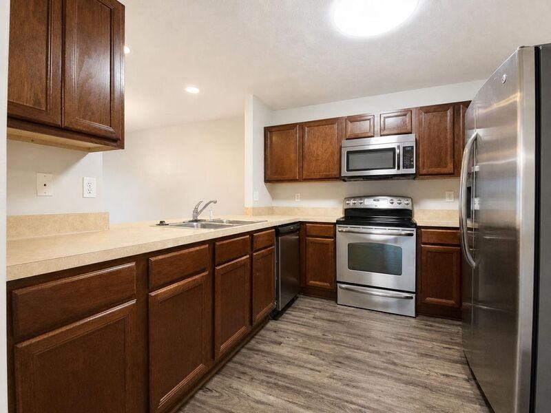 5527 Yale St - Photo 2 of 14