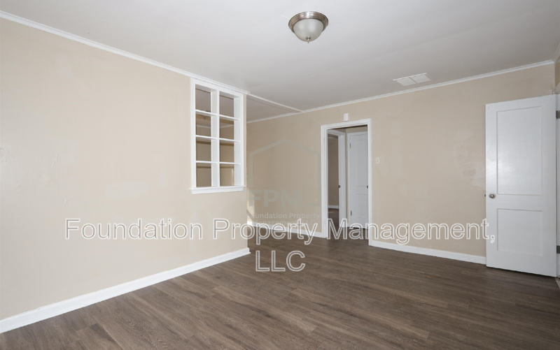 3591 Wilshire Rd - Photo 5 of 10