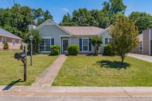 featured image of 2038 Plantation Pkwy