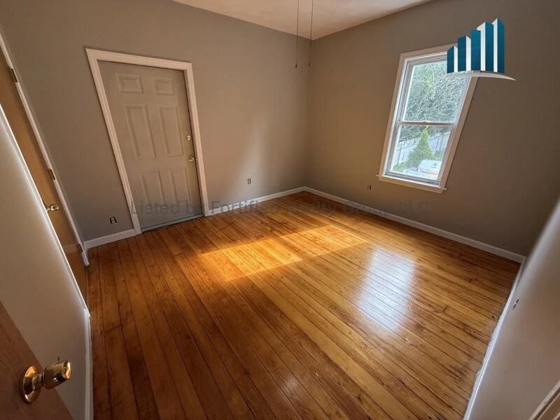 70 Melville St #1 - Photo 5 of 19
