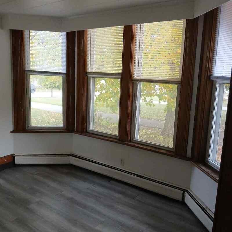 210 E Main St - Photo 7 of 18