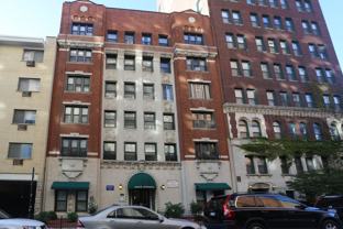 425 W Roscoe St #101 - Photo 1 of 1